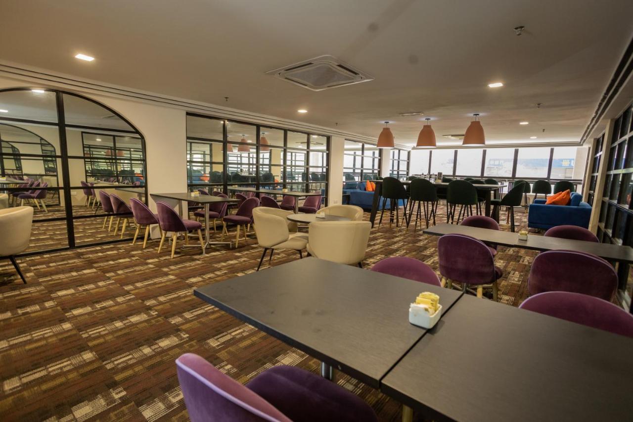 Hotel Citrus By Compass Hospitality 4*